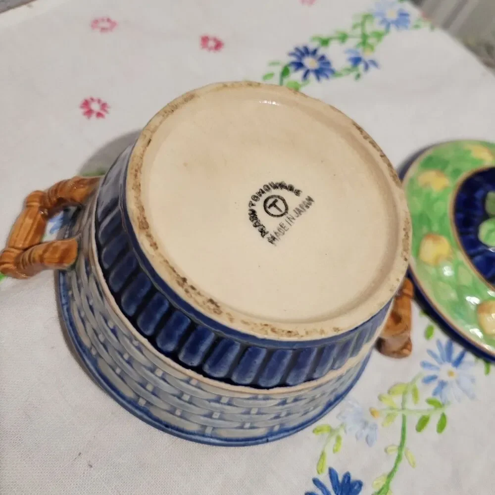 Vintage Japan Marutomoware 4